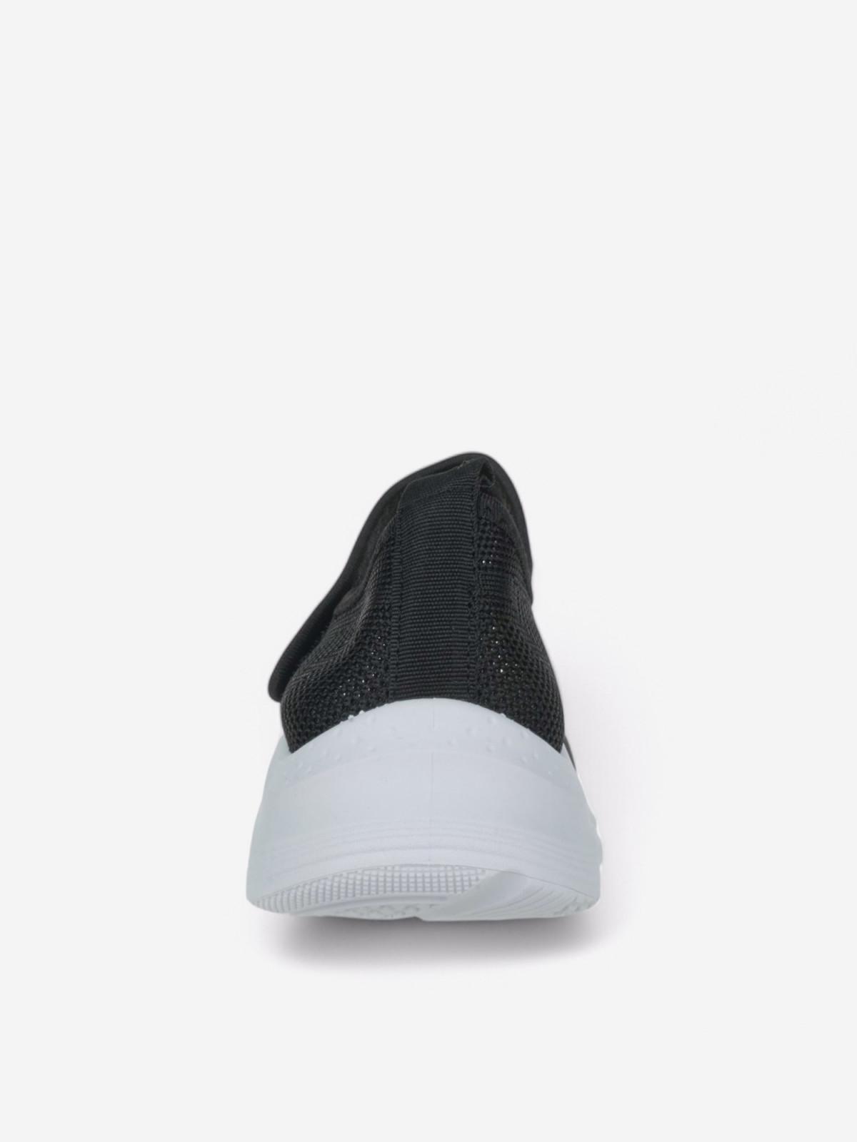 N82702